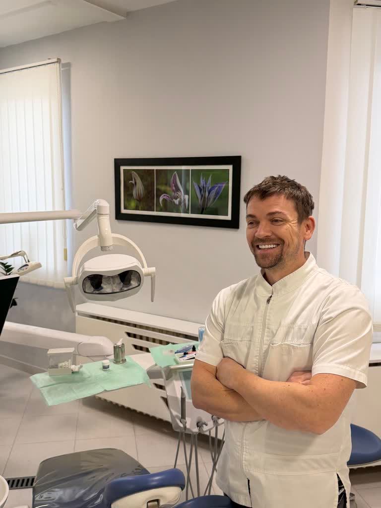 Čišćenje kamenca i poliranje