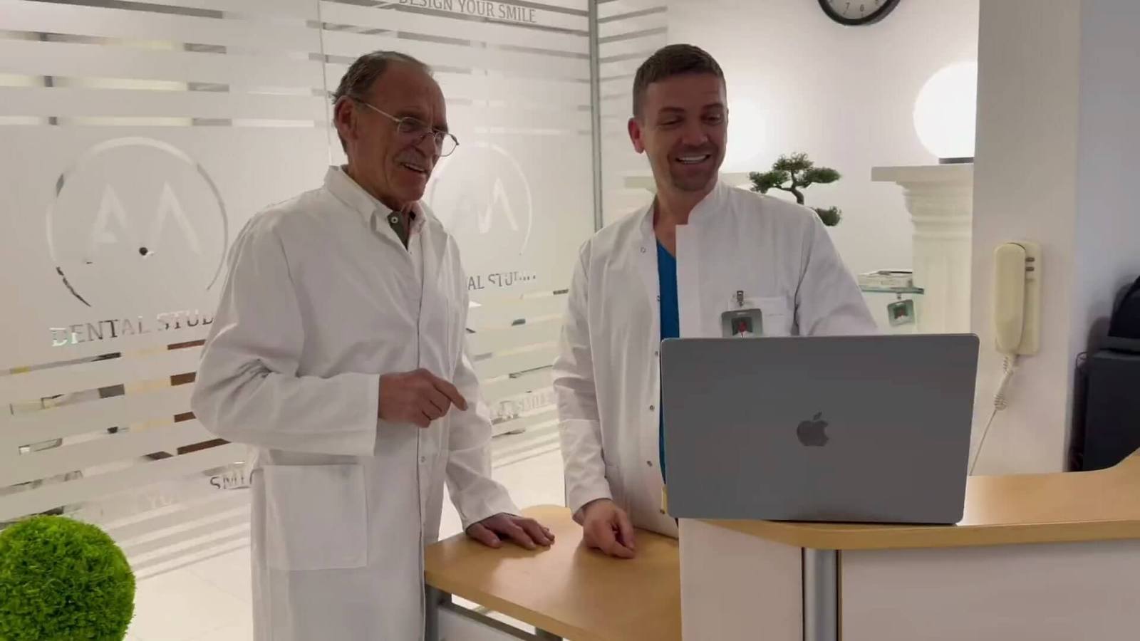 Dr. Andrija Marjanović i tim AM Dental stomatološke ordinacije